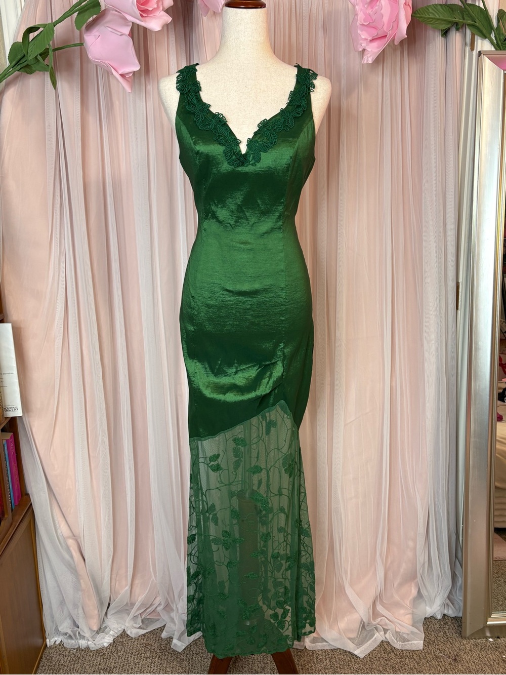 DC Comics Emerald Green Satin & Lace Slip Gown